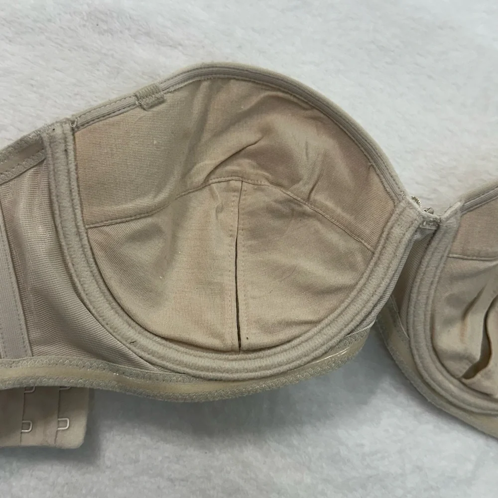 Victoria's Secret Strapless Push Up Cream Contour Bra Intimates - Picture 7 of 8